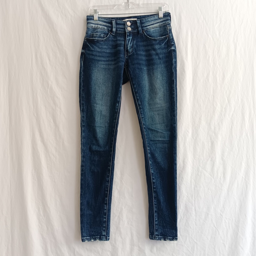 BKE Stella Jeans Women 25 *measure 28"x31" Blue Low Rise Skinny PBK125S